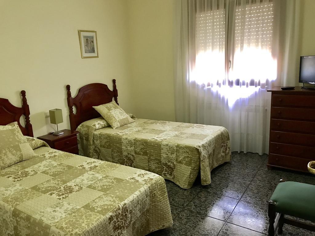 Hostal El Violi 카르도나 외부 사진